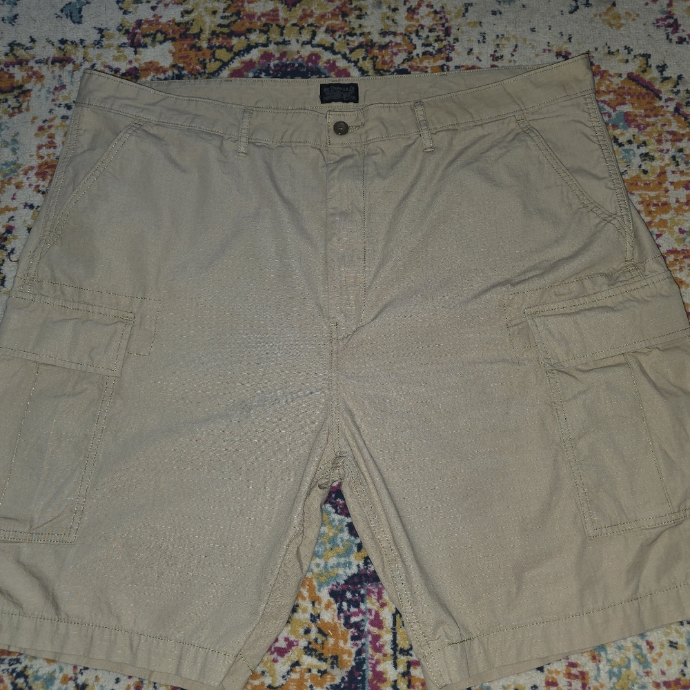 Signature by Levi Strauss Khaki Cargo Shorts for Men